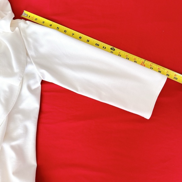 Calvin Klein White ruffle blazer - Size 2 (small) - Picture 10 of 13